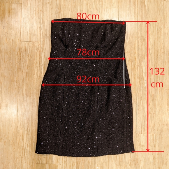 MICHAEL KORS Sexy Strapless Little Black Dress in Size 2 Wool Blend With Sequins - Picture 2 of 12